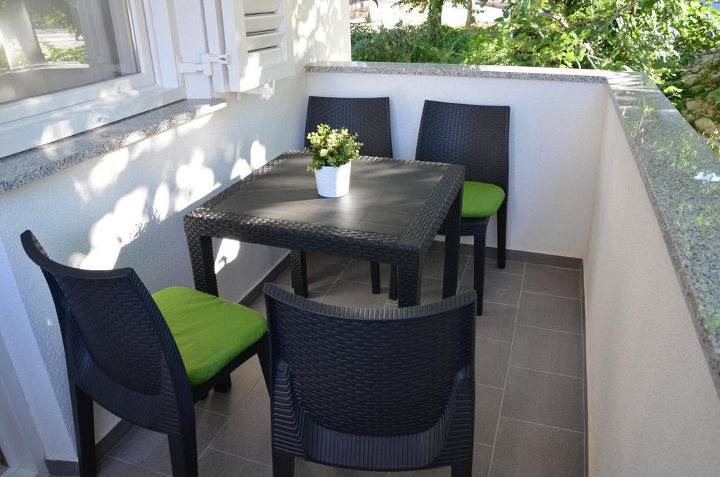 Apartments Mango Baska  Ngoại thất bức ảnh